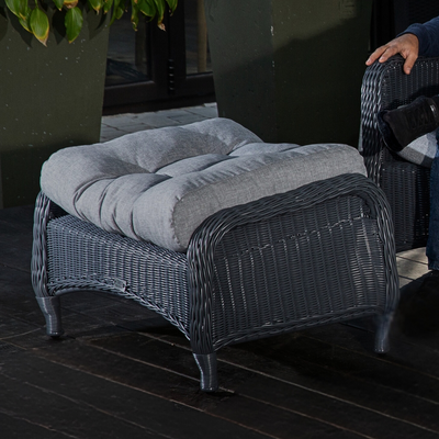 Pouf in rattan sintetico LONDON. Colore: grafite