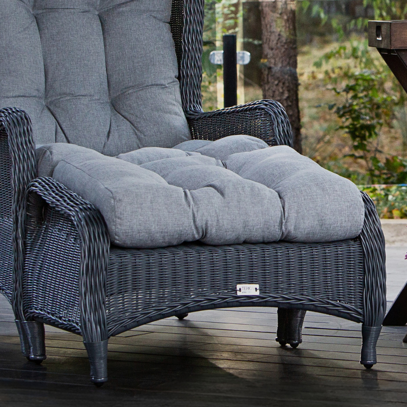 Pouf in rattan sintetico LONDON. Colore: grafite