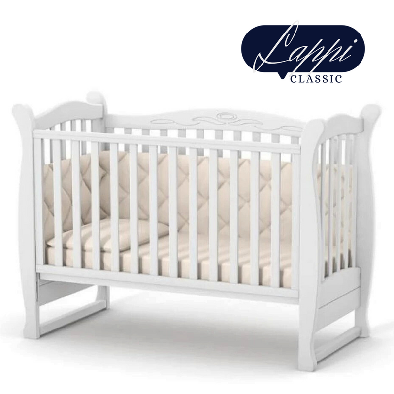 Lettino per neonati affiancabile al letto Lappi Gekko 120x60. Può essere utilizzata con ruote oppure con meccanismo a dondolo per cullare il bambino. Colore bianco.