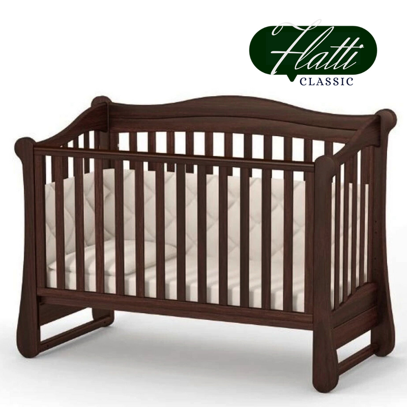 Lettino per neonati affiancabile al letto dei genitori Flatti Gekko 120x60. Può essere dotato di ruote oppure di meccanismo a dondolo per cullare il bambino. Colore: legno scuro