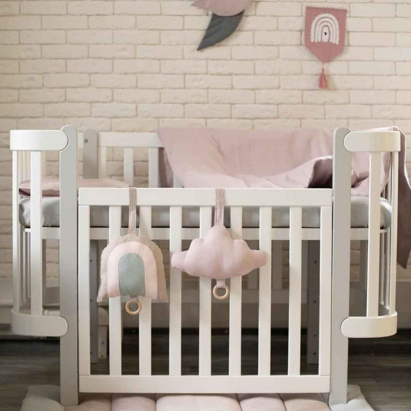 Lettino affiancabile al letto Zukko Gekko Kids. Evolutivo – Culla e lettino 2 in 1. Colore bianco-grigio.