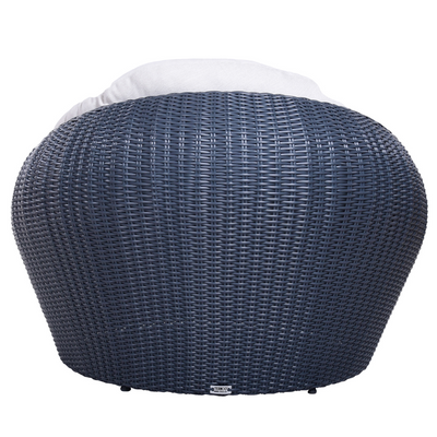 Grande poltrona in rattan sintetico PANDORA. Rattan di colore grafite. Cuscini di colore grigio.
