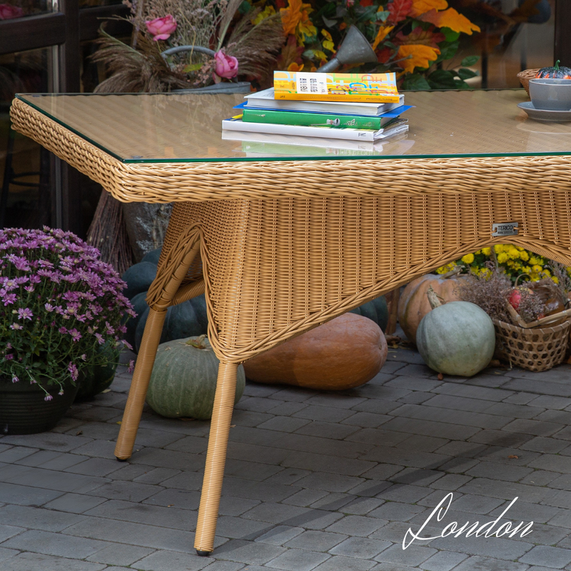 Tavolo in rattan sintetico LONDON. Colore: beige