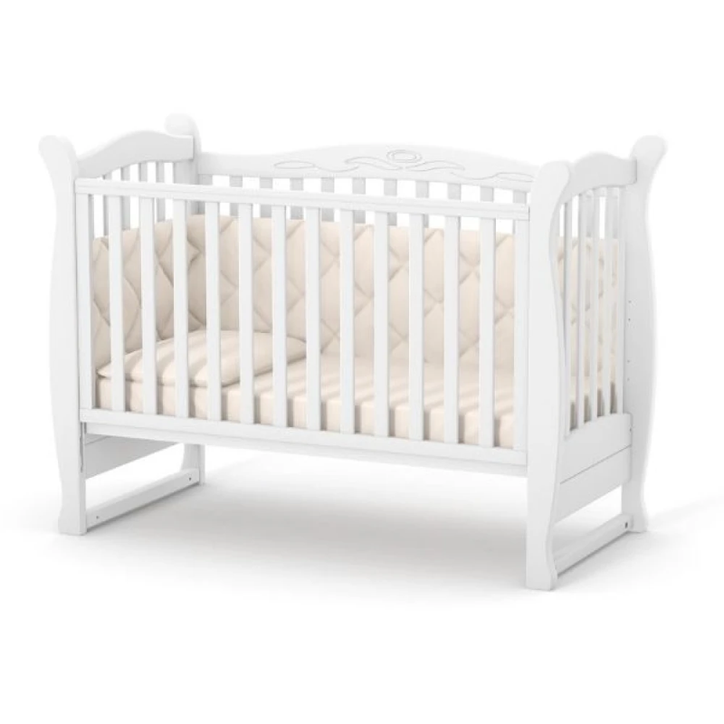 Lettino per neonati affiancabile al letto Lappi Gekko 120x60. Può essere utilizzata con ruote oppure con meccanismo a dondolo per cullare il bambino. Colore bianco.